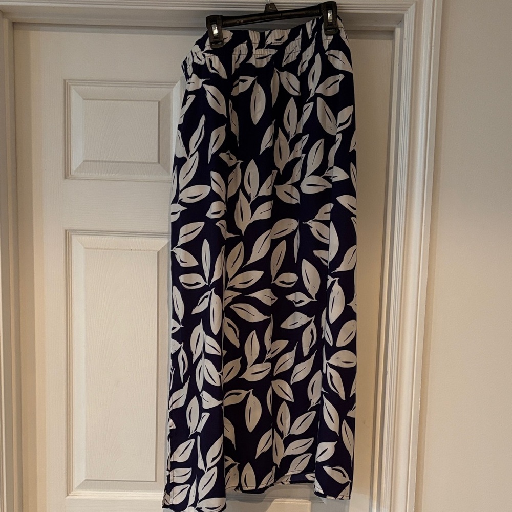 LOFT Navy and White Leaf Maxi Skirt